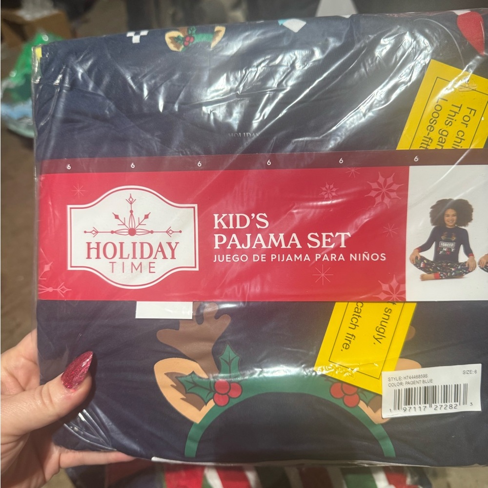 Holiday Time Kids Pajama Set - Festive Navy